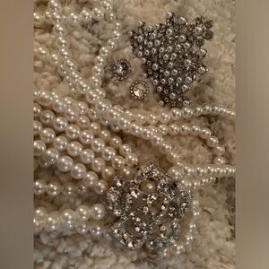 Audrey Hepburn Breakfast at Tiffany’s costume jewelry set